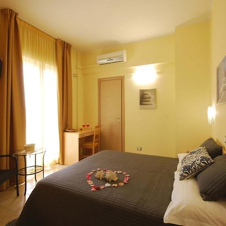 Hotel Caggiari Senigallia Exterior photo