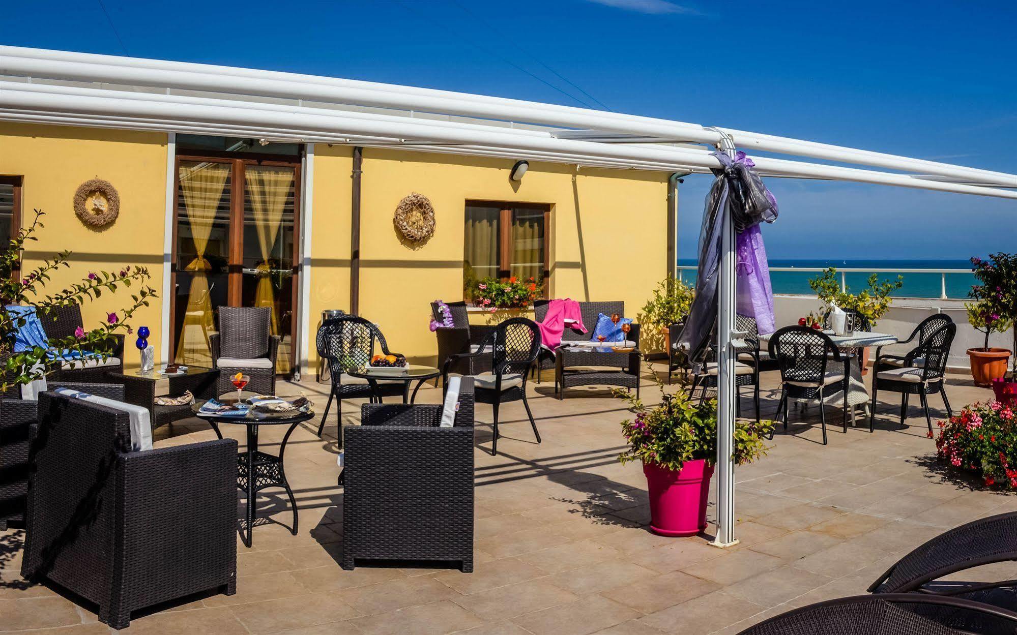 Hotel Caggiari Senigallia Exterior photo